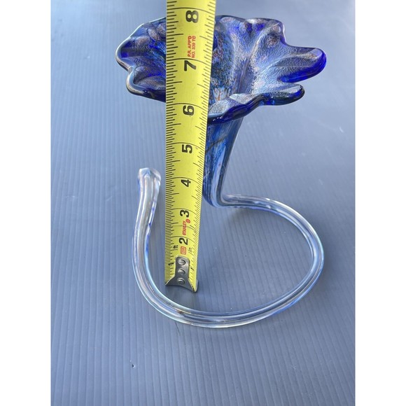 Art Glass Flower Blue Swirl Bud Vase Curled Stem Hand Blown Signed - Picture 8 of 8